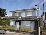 A mesma casa simulada em azul-claro